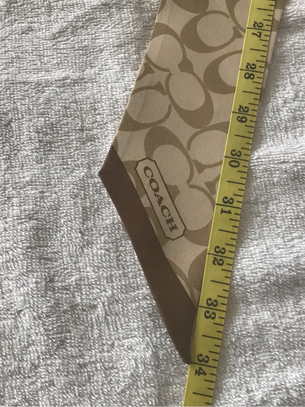 COACH Signature C 100 % Silk Skinny Brown Tan Scarf Twilly - Picture 7 of 8
